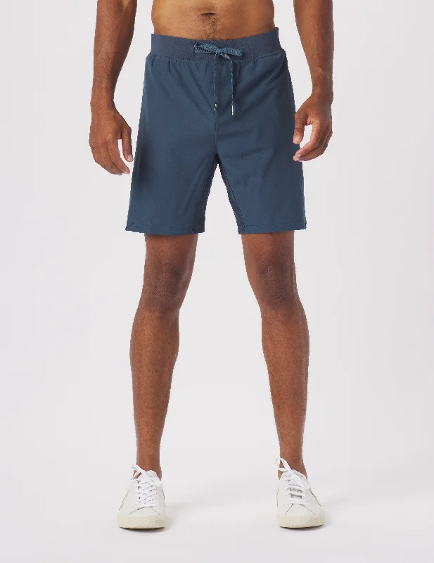 Acadia Short 7.5": Steel Blue